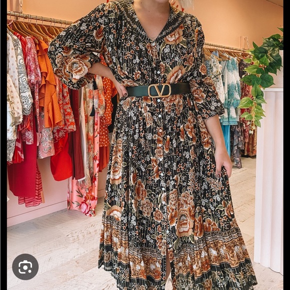 Spell and the Gypsy Mystic Gown XS - Picture 3 of 8